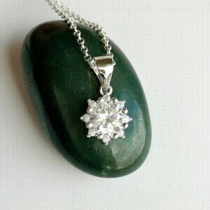 Nwt Sunflower Sterling Silver CZ pendant necklace
